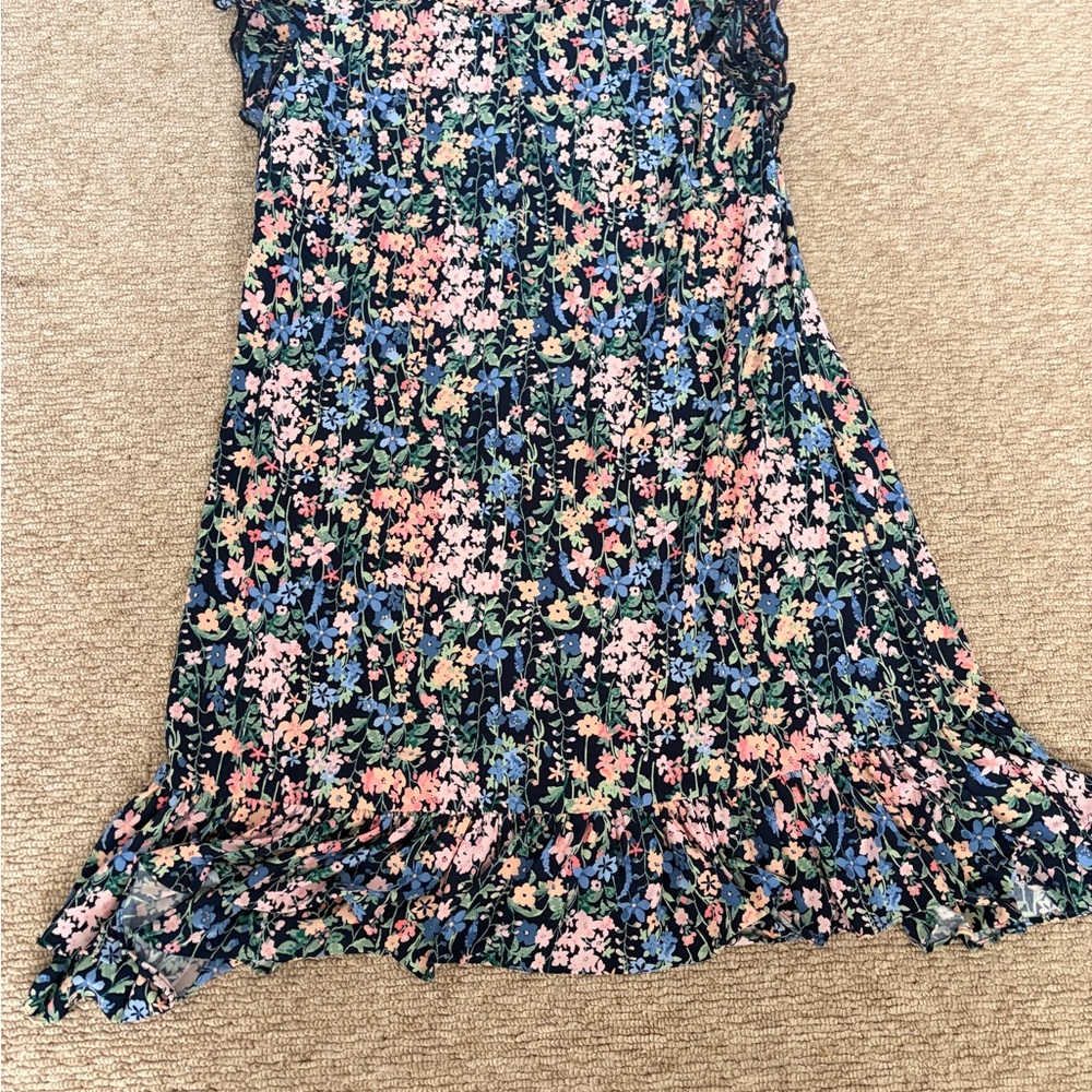 Tommy Hilfiger floral flutter sleeve dress 🌸✨